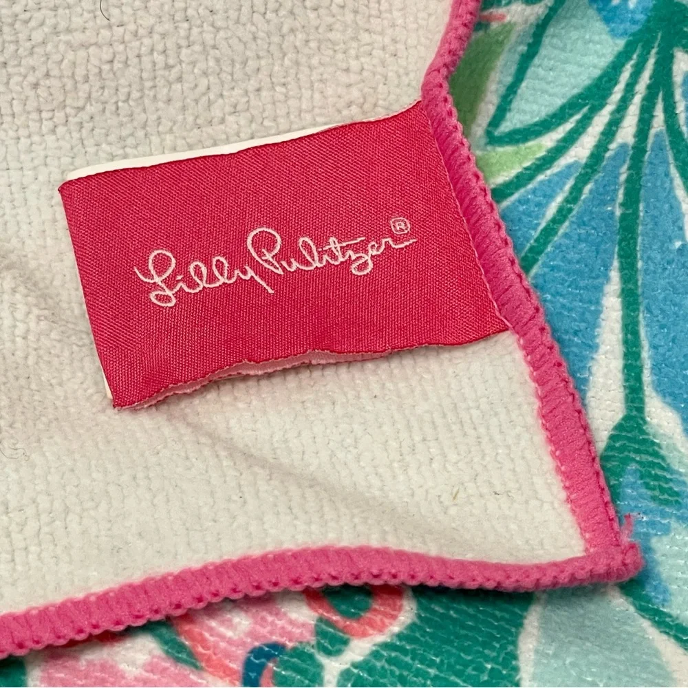 Lilly Pulitzer Lounge Towel + Mug + Pouch BUNDLE 🏝️